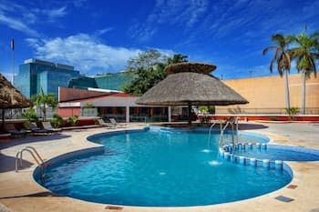 Holiday Inn Merida Mexico, an IHG Hotel