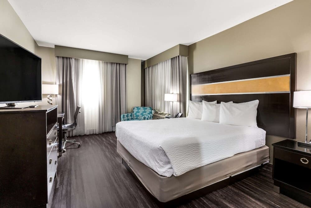 La Quinta Inn & Suites by Wyndham San Diego Mission Bay