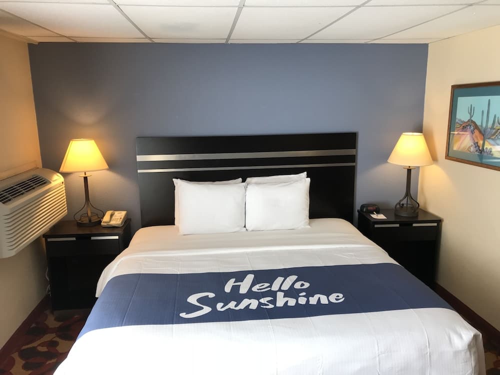 Days Inn by Wyndham Carlisle North