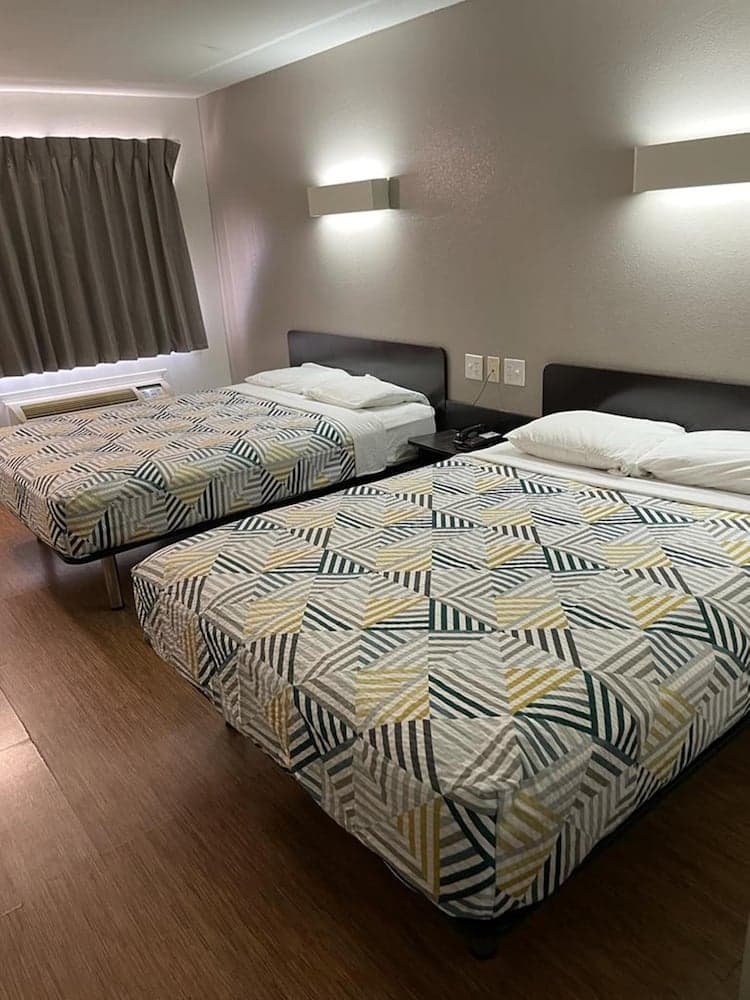 Motel 6 Wichita Falls, TX - North