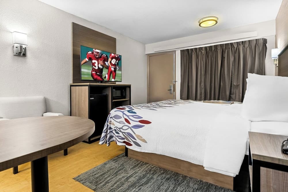 Red Roof Inn Tampa Fairgrounds – Casino