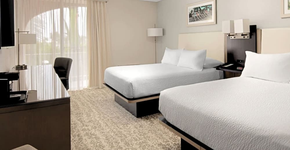 Fairfield Inn And Suites By Marriott Palm Beach
