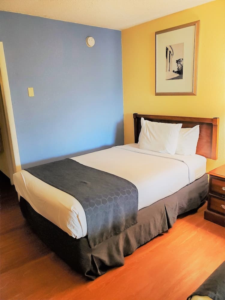 Days Inn by Wyndham Towson