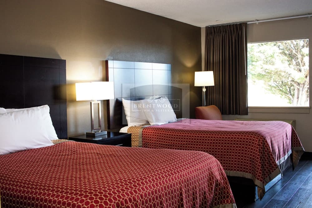 Brentwood Inn & Suites
