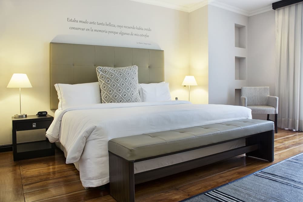 Movich Casa del Alferez