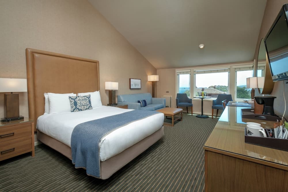 The Inn at the Tides