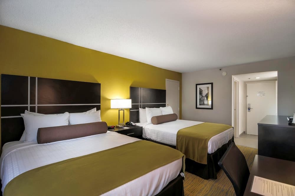 Best Western Plus Hanes Mall Hotel