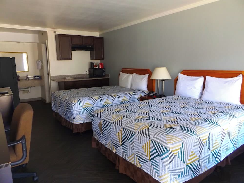 Studio 6 Fort Worth, TX – Downtown East