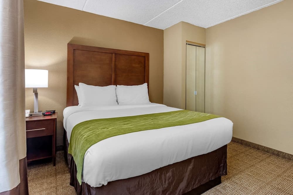 Comfort Inn Edison - New Brunswick