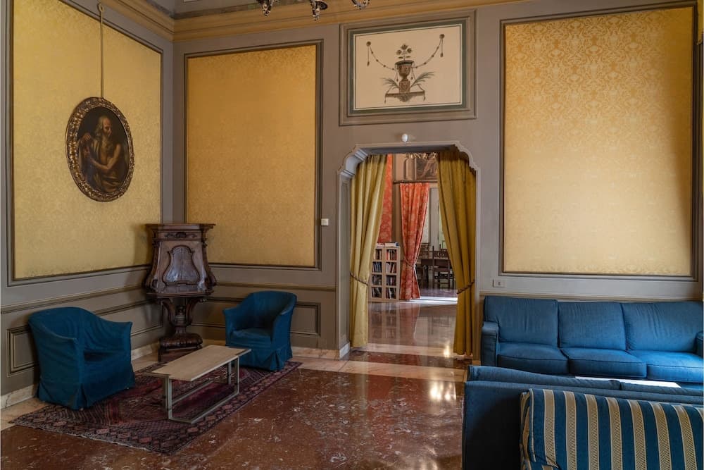 Phi Hotel Canalgrande