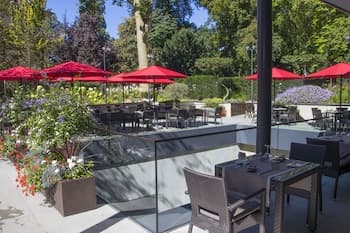 Le Royal Hotels & Resorts