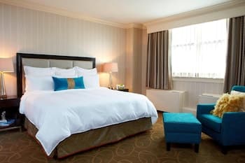 Renaissance Cleveland Hotel