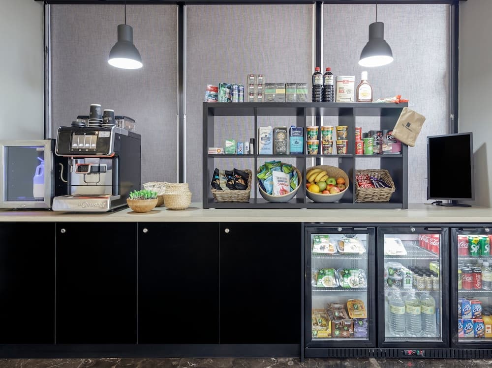 Park Regis North Quay