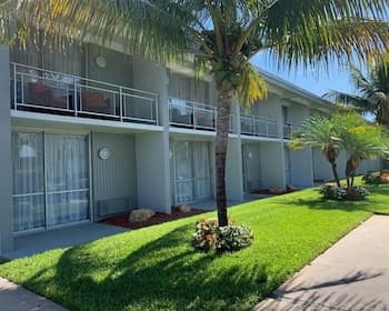 Hollywood Gateway Inn