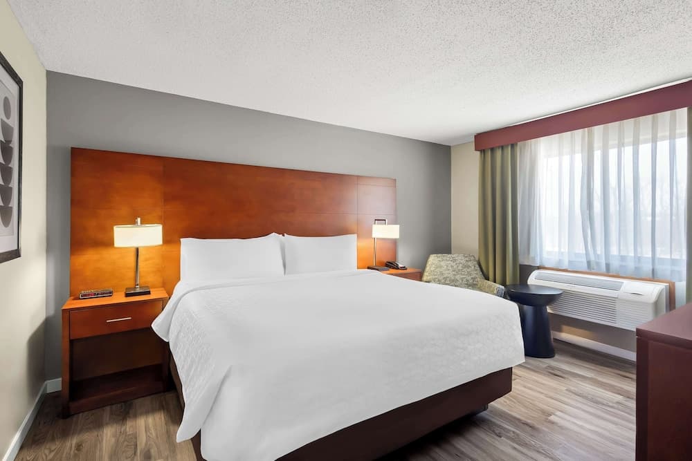 Best Western Fremont/Angola I-80/90 Toll Road