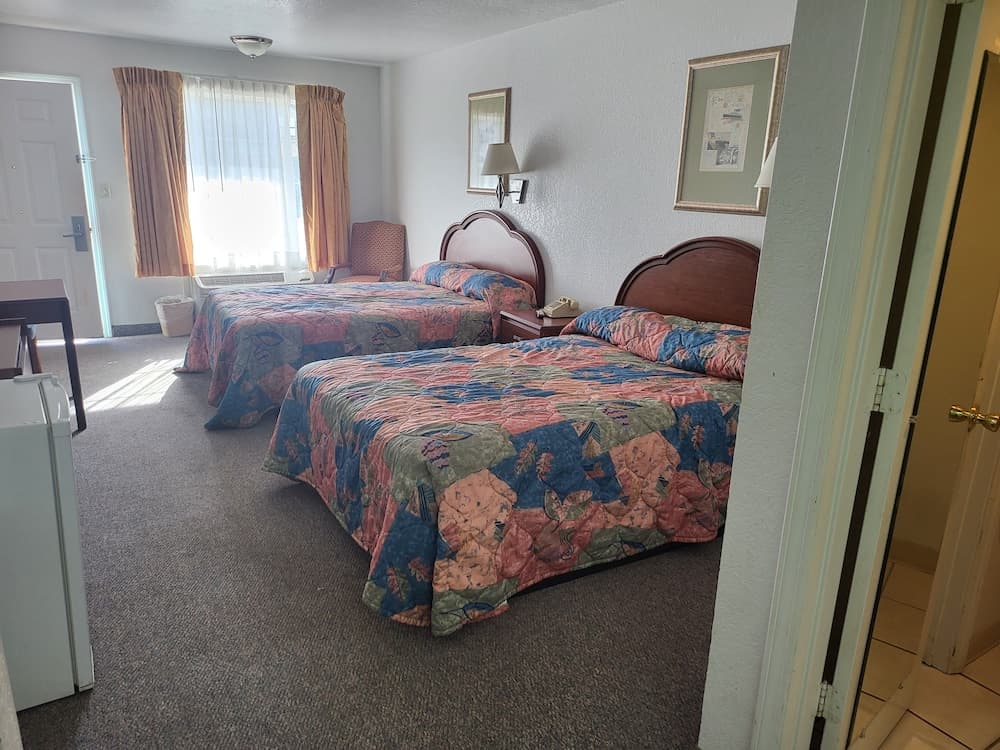 Blue Ribbon Inn and Suites