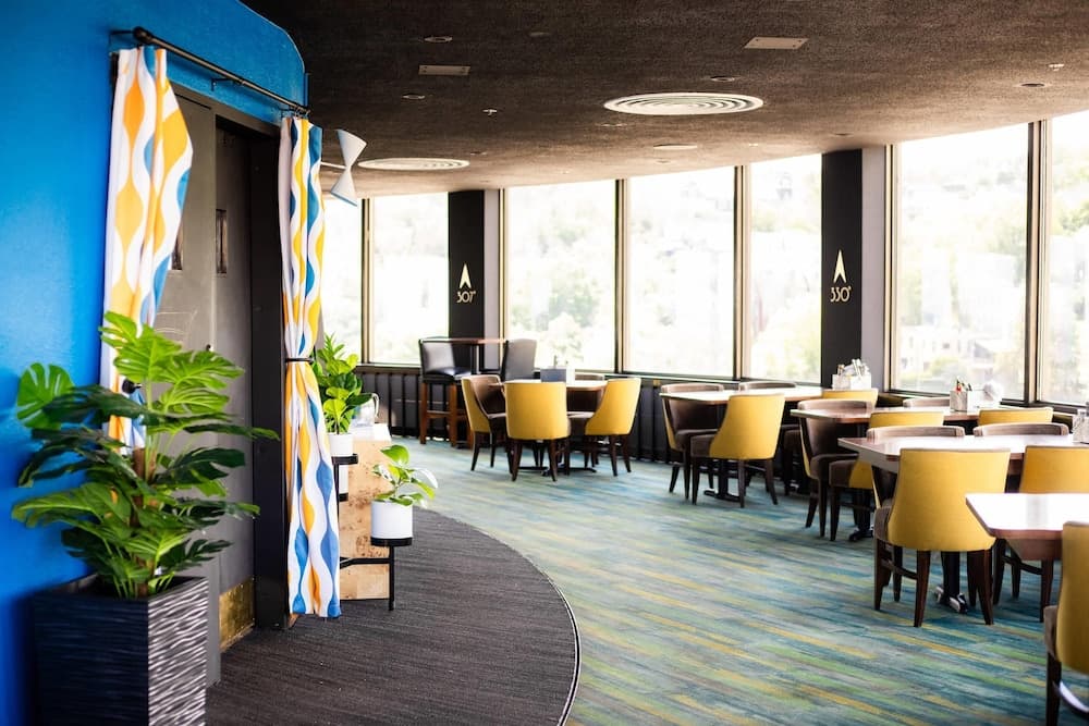 Radisson Hotel Duluth - Harborview