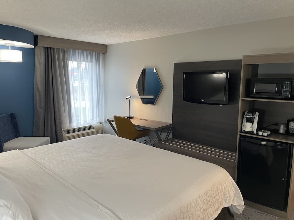 Holiday Inn Express Burlington by IHG
