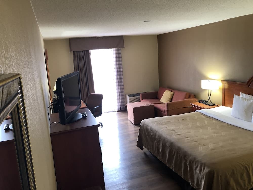 Quality Inn Near Joint Base Andrews - Washington Area