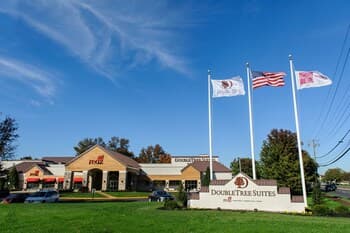DoubleTree Suites by Hilton Hotel Mt. Laurel