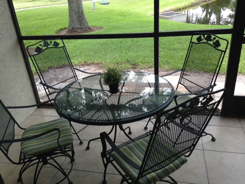 Shorewalk Vacation Villas