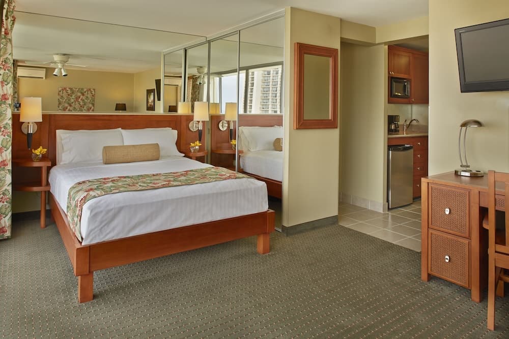 Pacific Monarch Hotel