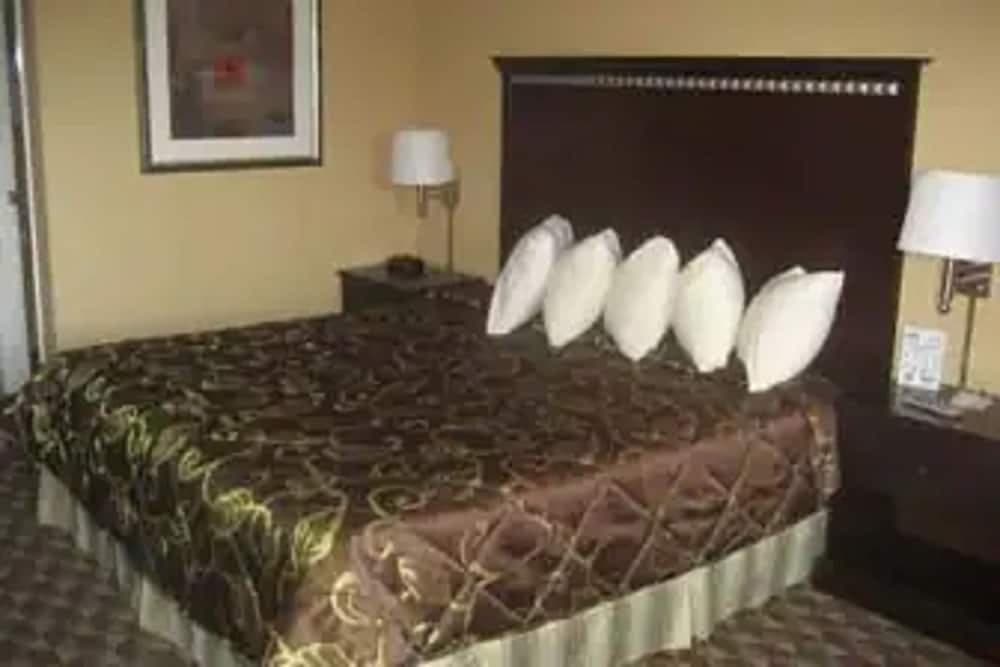 Days Inn by Wyndham Corpus Christi Beach