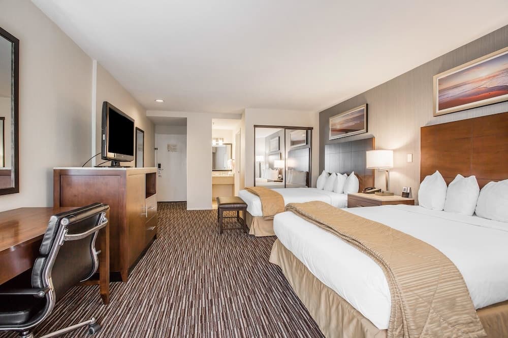 Quality Inn & Suites Hermosa Beach