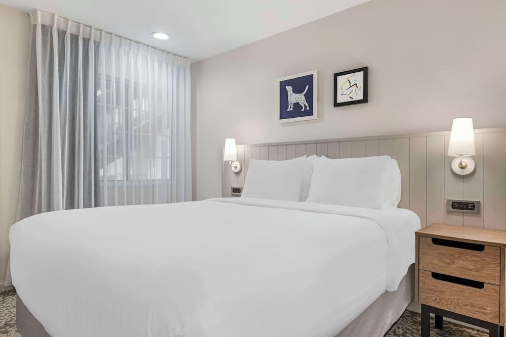 Sonesta ES Suites Torrance Redondo Beach