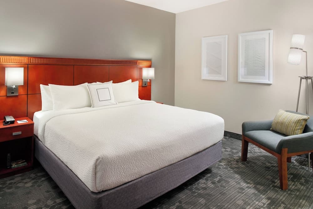 Courtyard by Marriott Raleigh/Cary