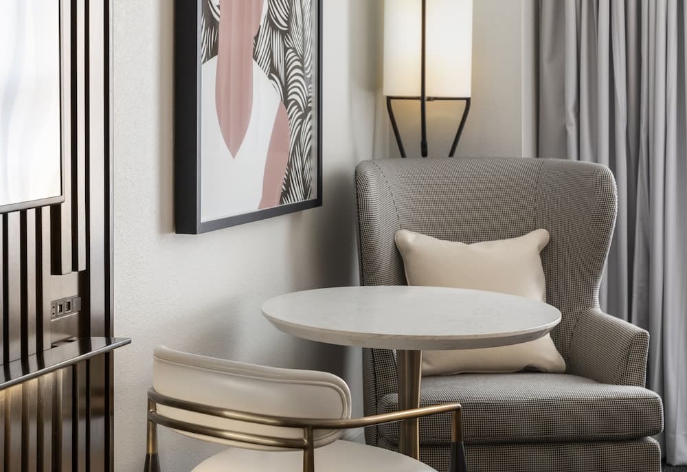 Mills House Charleston, Curio Collection by Hilton