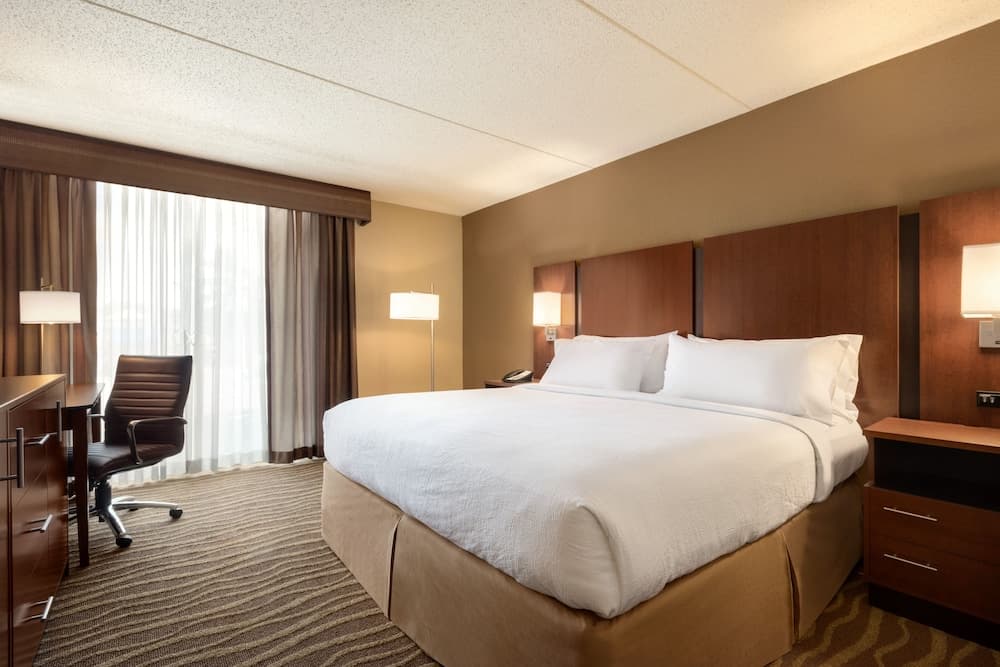 Holiday Inn Hotel & Suites Des Moines - Northwest by IHG