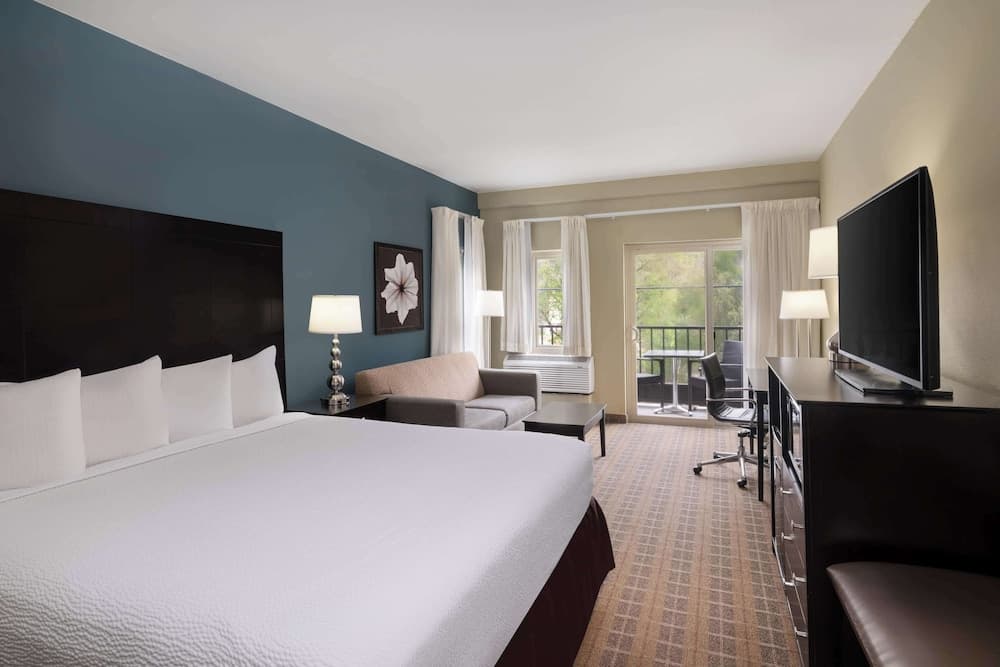 La Cuesta Inn, BW Signature Collection