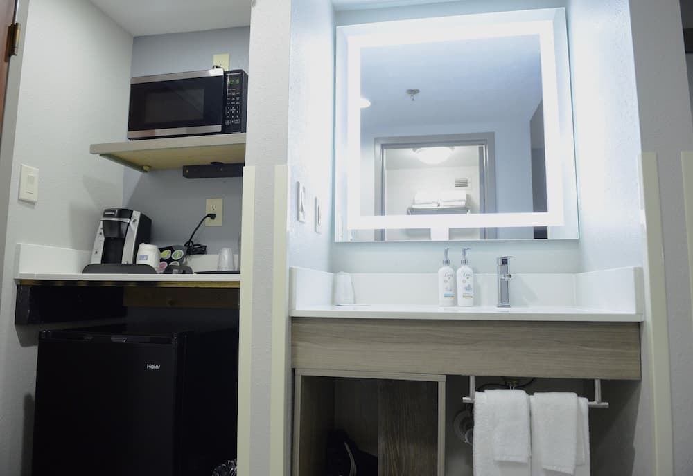 Keene Elm City Hotel, an Ascend Collection Hotel