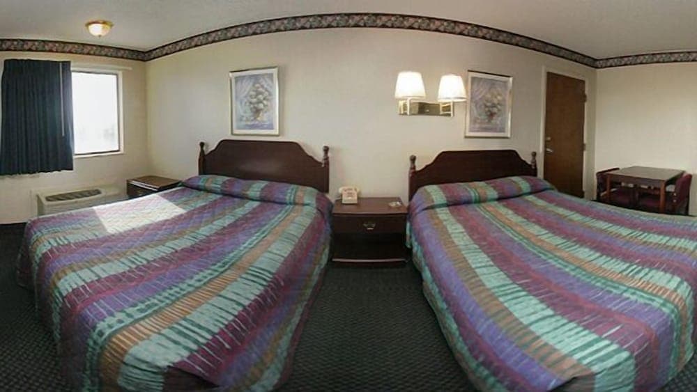 Econo Inn and Suites