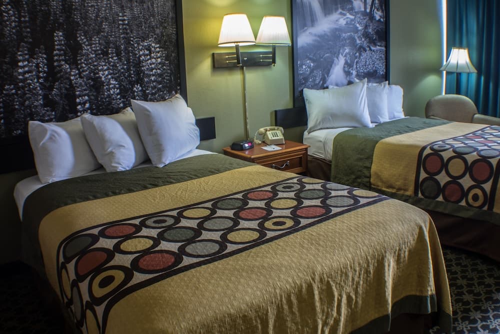 Econo Lodge Erie near Casino