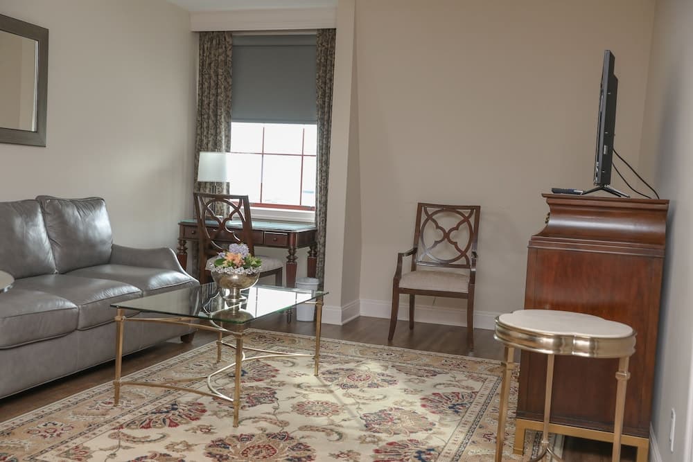 Norwalk Inn & Conference Center