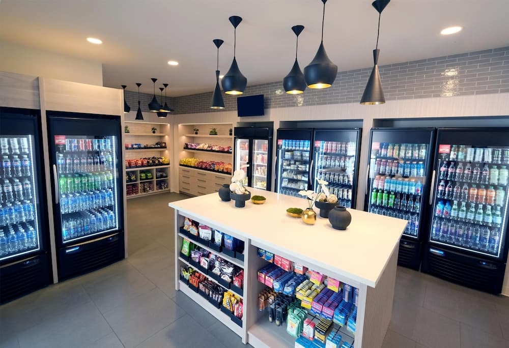 Hyatt Regency Los Angeles International Airport