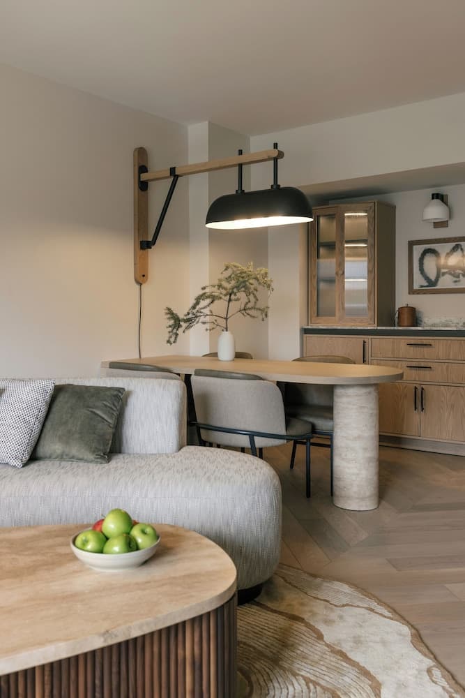 Rimrock Banff, Emblems Collection