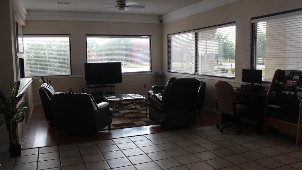 Deerfield Inn & Suites