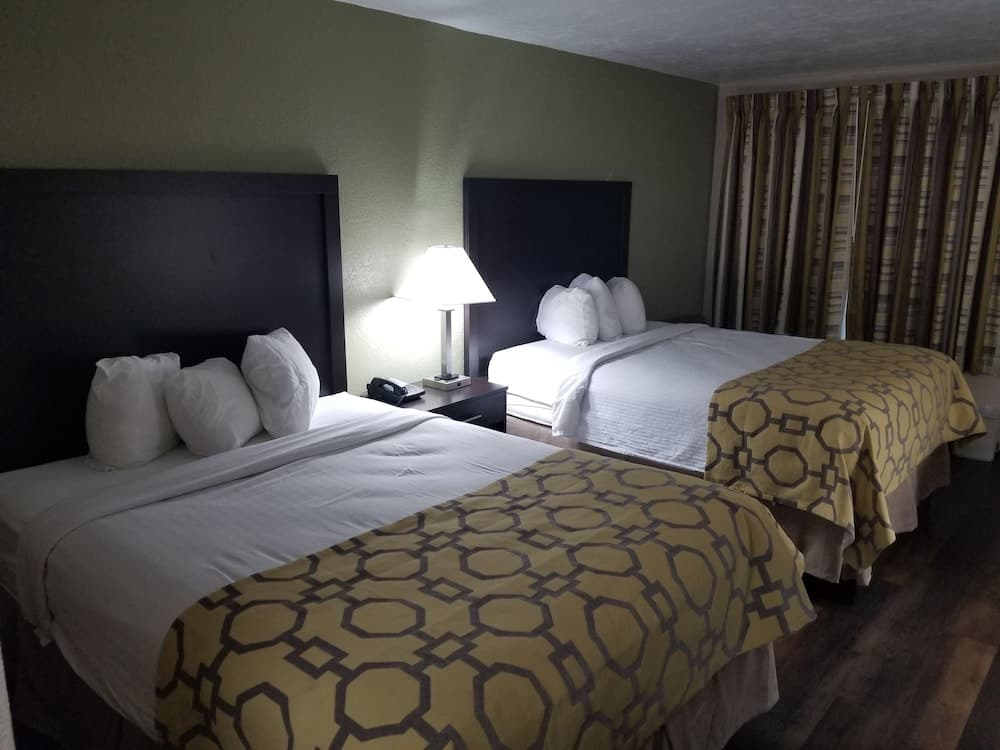 Baymont by Wyndham Lake City I-75