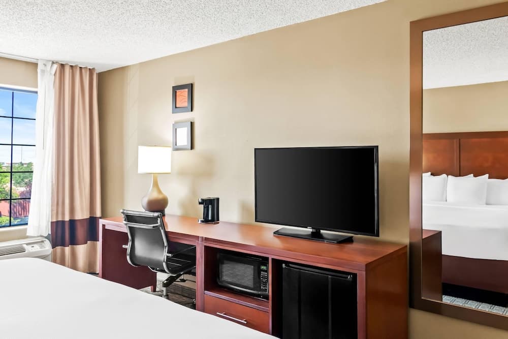 Comfort Inn Santa Fe South