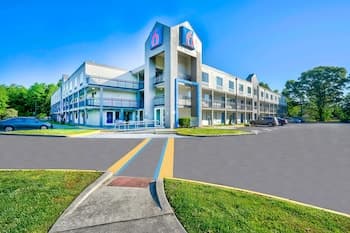 Motel 6 Virginia Beach, VA