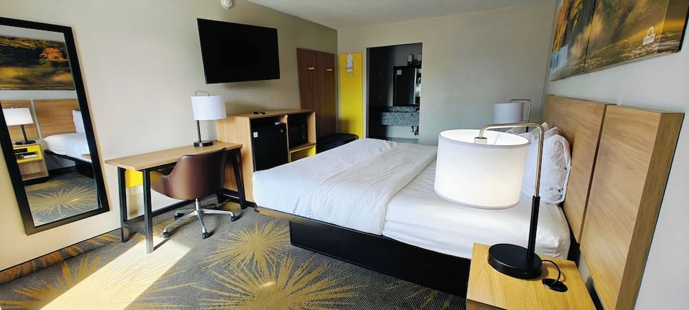 Days Inn by Wyndham Salisbury