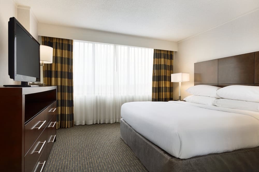 Embassy Suites by Hilton Baltimore at BWI Airport