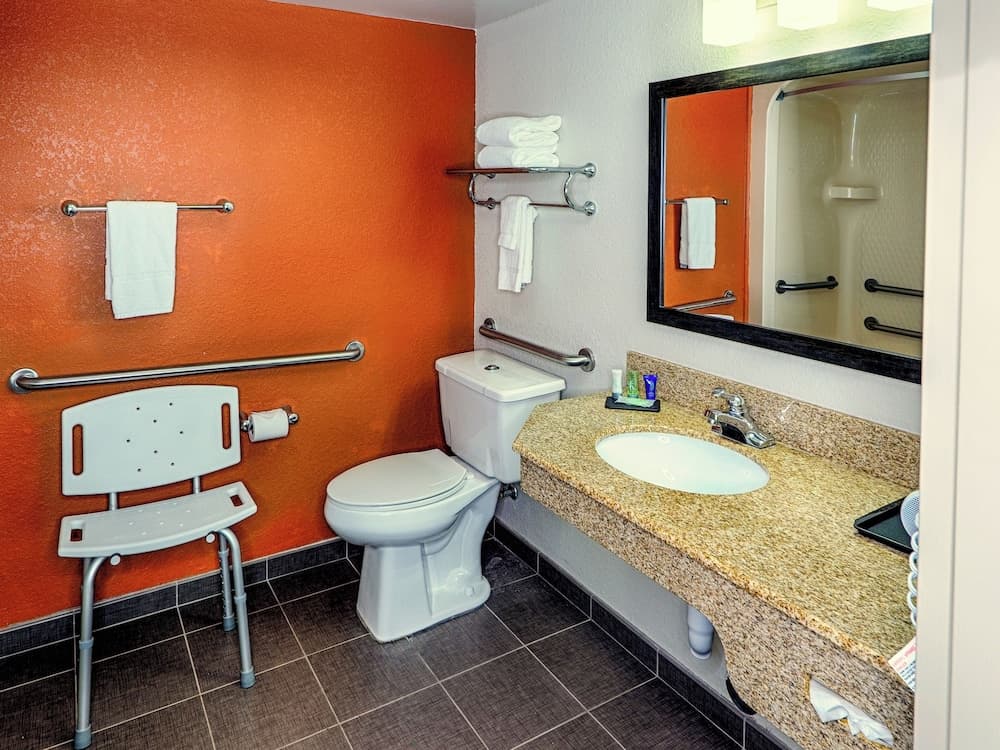 Sleep Inn & Suites Spring Lake - Fayetteville near Fort Bragg