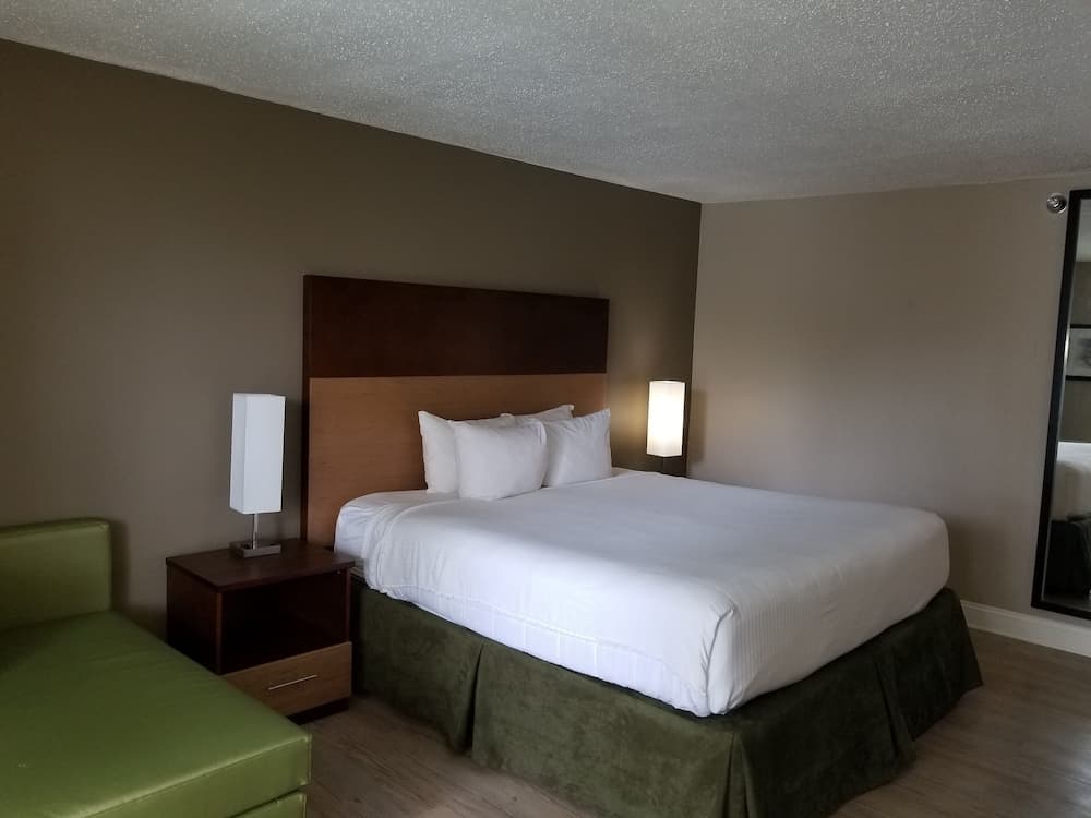 Stayable Select Gainesville