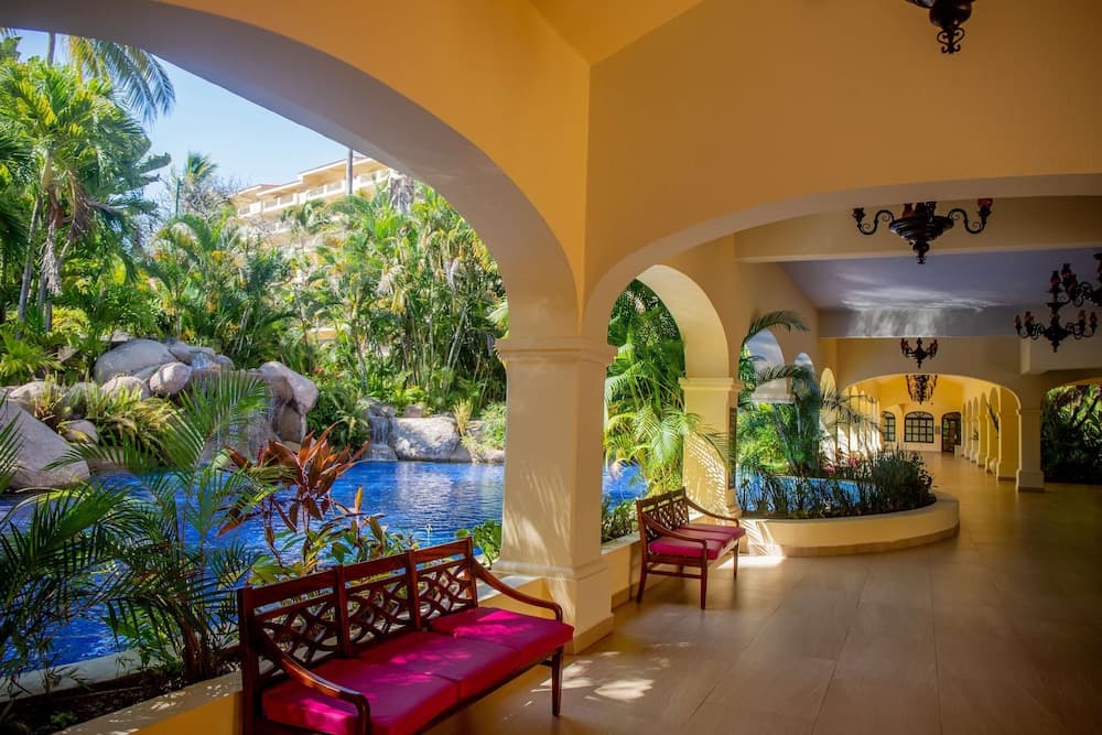 Barceló Puerto Vallarta - All Inclusive