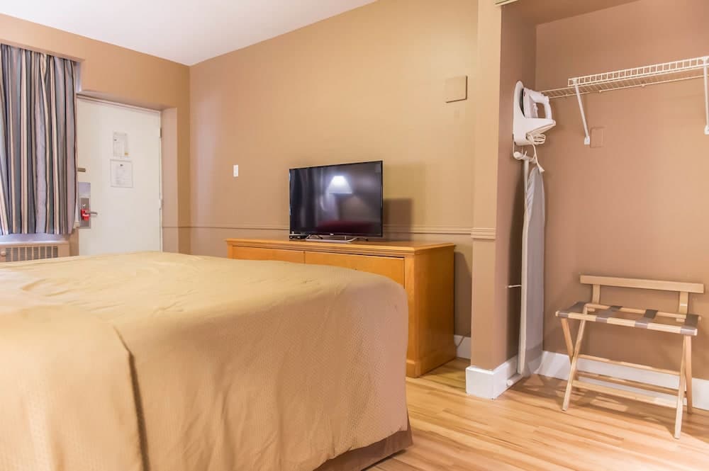 Econo Lodge Downtown Ottawa