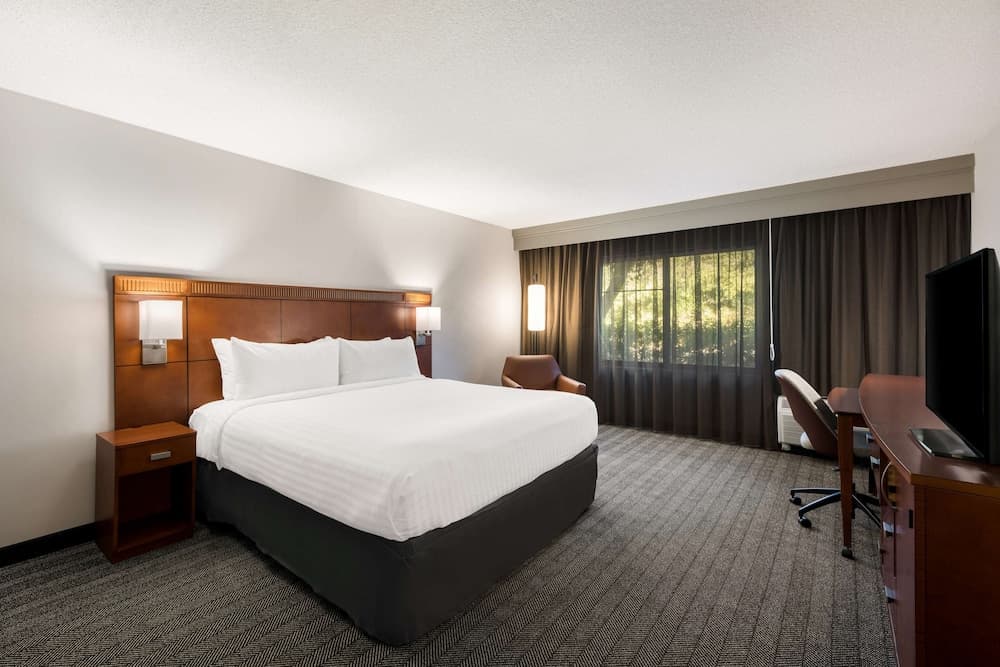 Sonesta Select San Jose Airport